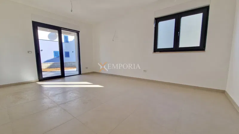 New build apartment with garden and lift – Ražanac – 2