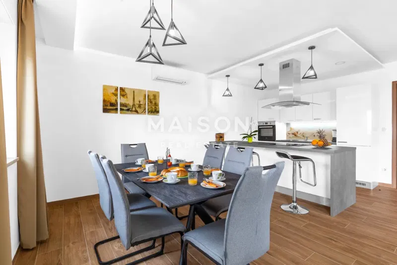 High-comfort apartment with jacuzzi, barbecue, and swimming pool – 2