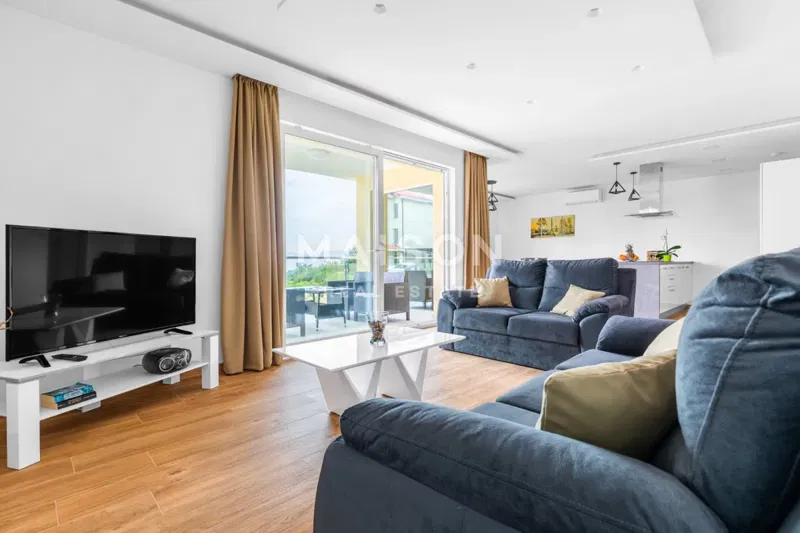 Tágas apartman saját bejárattal, jacuzzival és medencével – 2