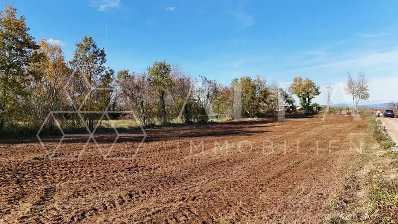 Land Labin – 3