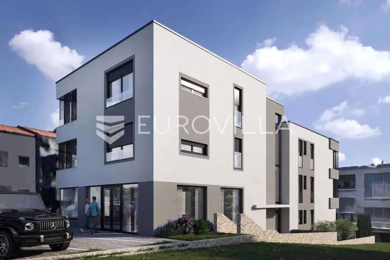 Zadar, Belafuža, Poslovni prostor za prodaju u modernoj zgradi, neto korisne površine 78,89 m²