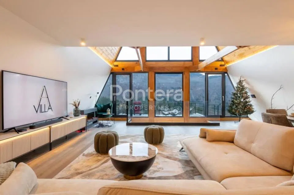Haus Marija Trošt, Delnice, 280m2