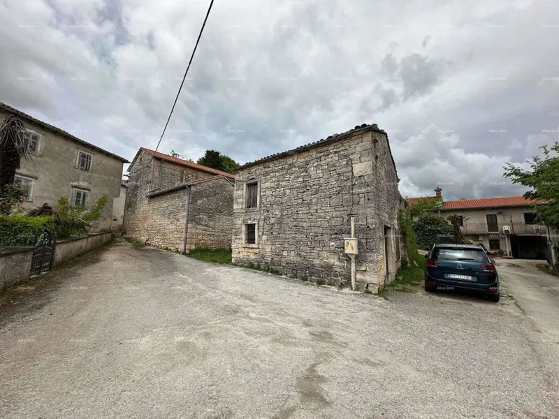 For sale: two old stone houses near the town of Poreč. – 3
