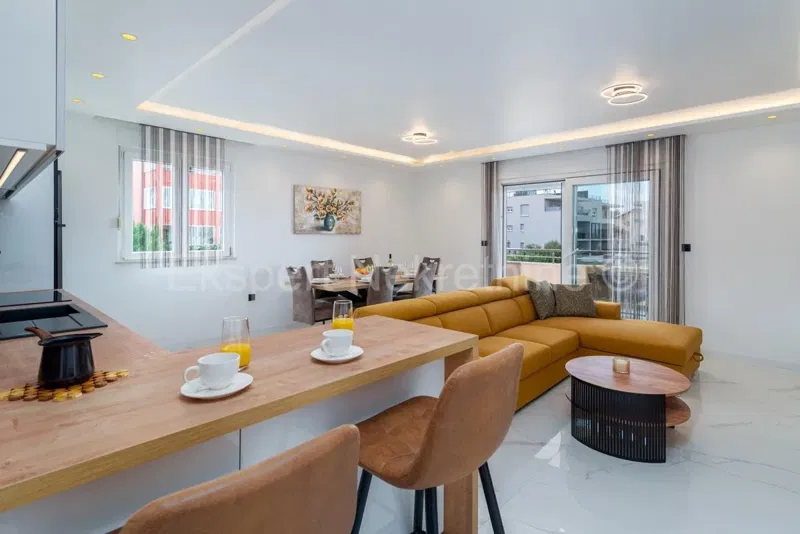 Čiovo, Okrug, 3-bedroom apartment 118 m2, 2nd floor, large terrace, view, furnished – 3