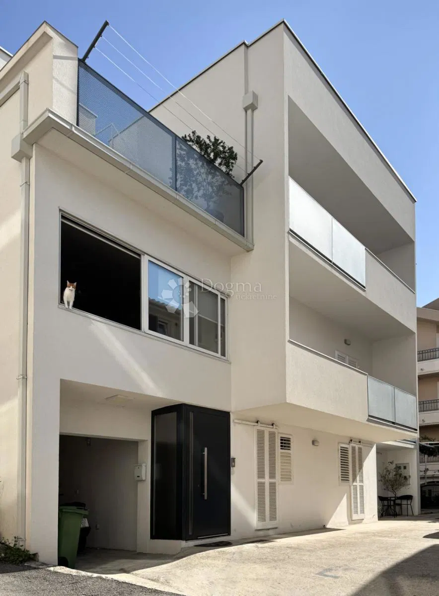 Kuća Tučepi- 150 m od plaže