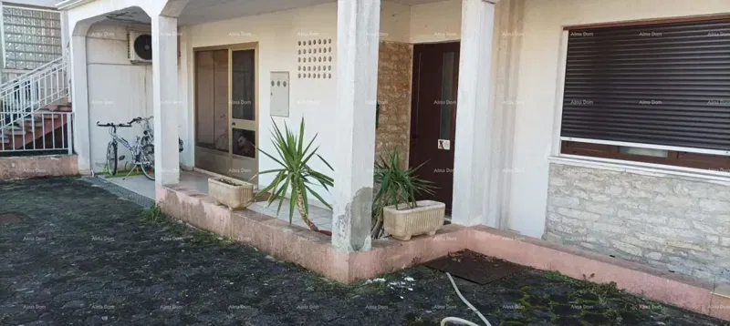 Vendiamo un appartamento a Umago vicino al mare. – 2