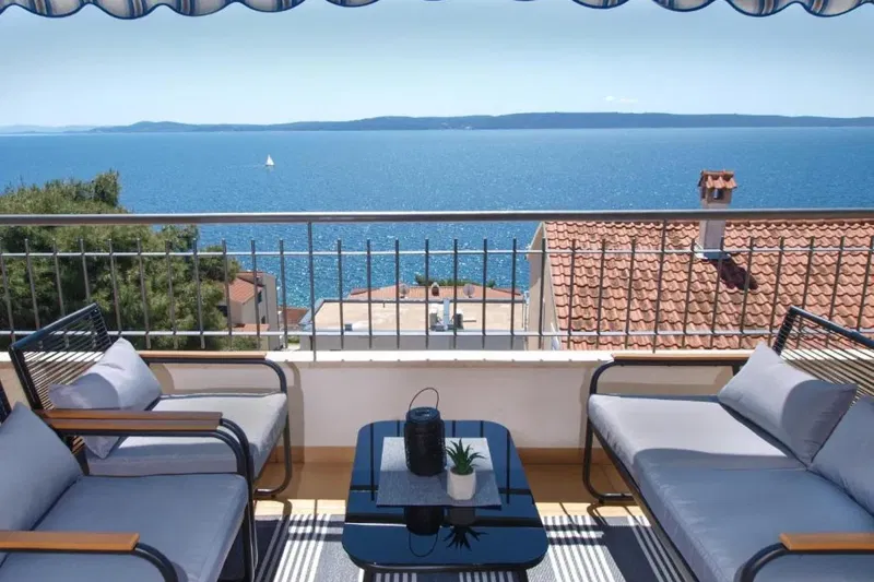 Apartment house with open sea view – 3