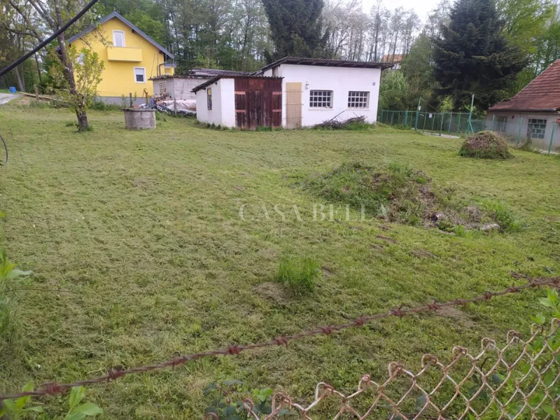 Kuća, 45 m2+500 m2 okučnice, Strmec Stubički