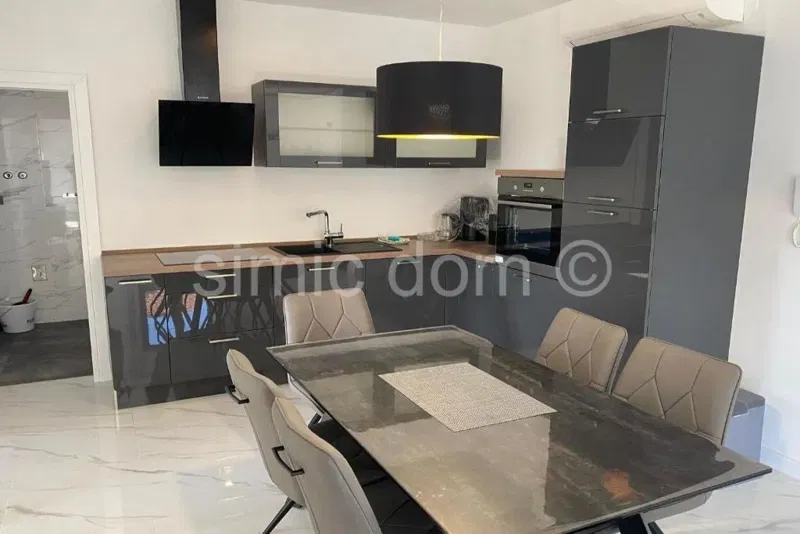 Three-bedroom apartment 50m from the beach, Srima – 3