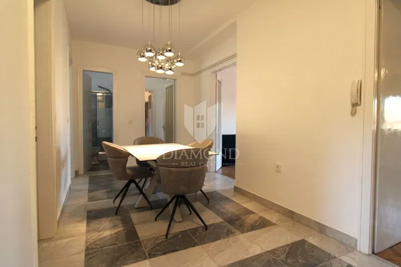 RIJEKA, CENTRO- – 3