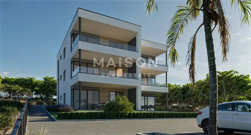 Exclusive Luxury Apartment with Spacious Terrace – Mandre S4 – 3