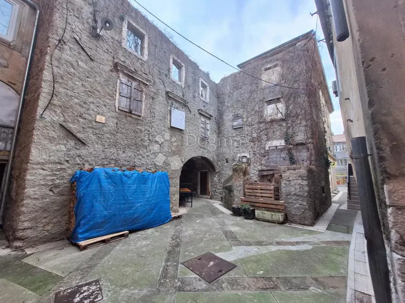 STRAORDINARIA OPPORTUNITÀ DI INVESTIMENTO NEL CUORE DI SENJ – 3