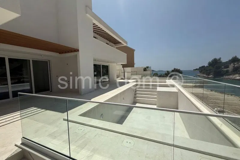 Villa first row to the sea, Sevid – 2