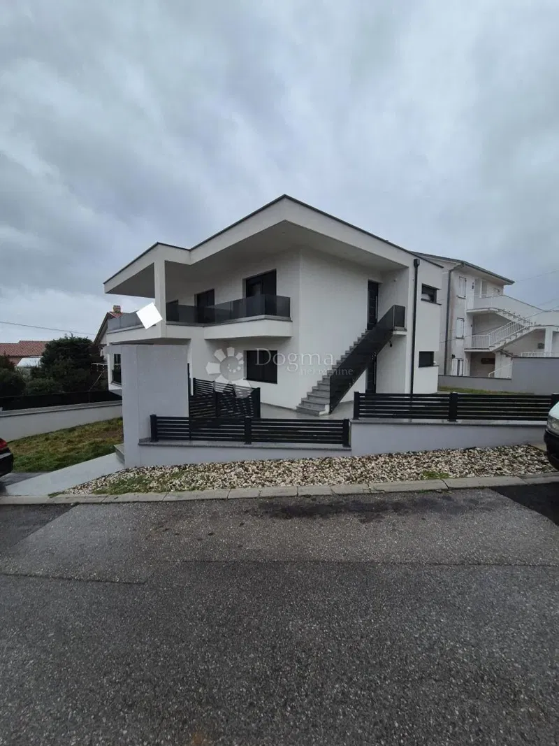 Casa Crikvenica, 206m2 – 2
