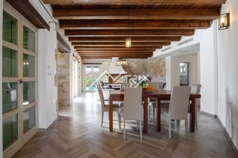 Poreč - Moderno opremljena rustikalna istrska vila – 3