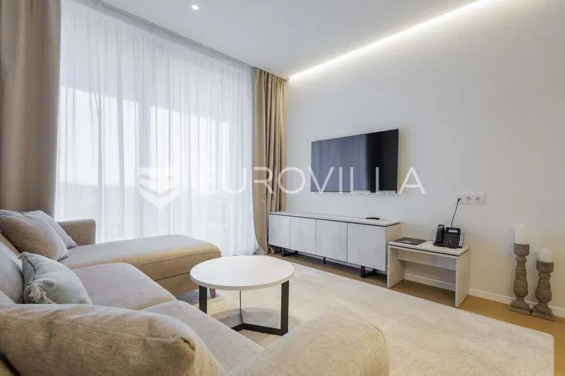 Istria, Savudrija, Petram resort, spacious two-bedroom apartment 92 m² sea view, 1st floor – 2