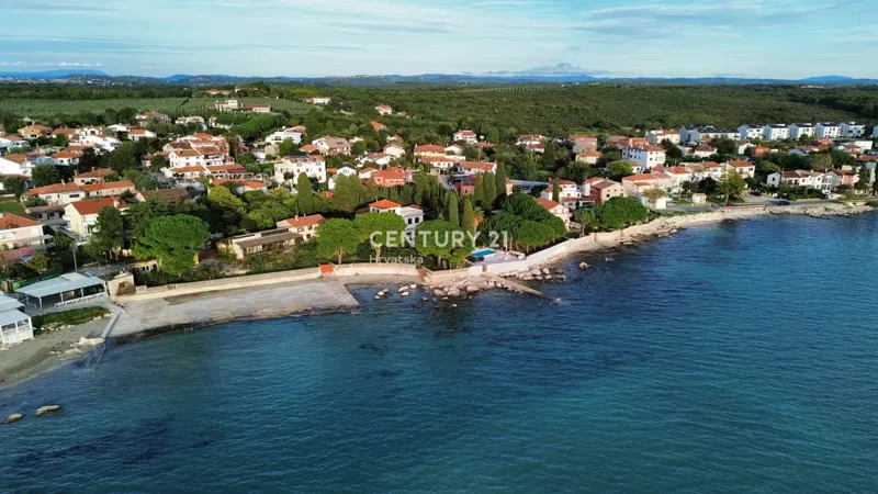 UMAG, ZAMBRATIJA, BUILDING LAND WITH VALID BUILDING PERMIT ONLY 250 METERS FROM THE BEACH AND THE SEA – 2