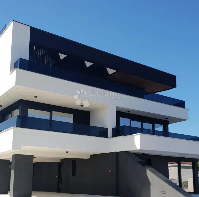 Appartamento Krk, 156,11m2 – 3