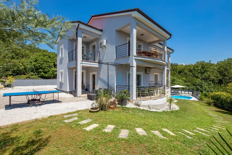 Rijeka, ovest, villa indipendente su terreno di 1500 m2, vendita – 2