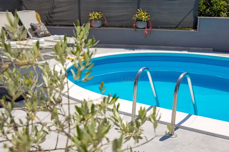 Rijeka, ovest, villa indipendente su terreno di 1500 m2, vendita – 3