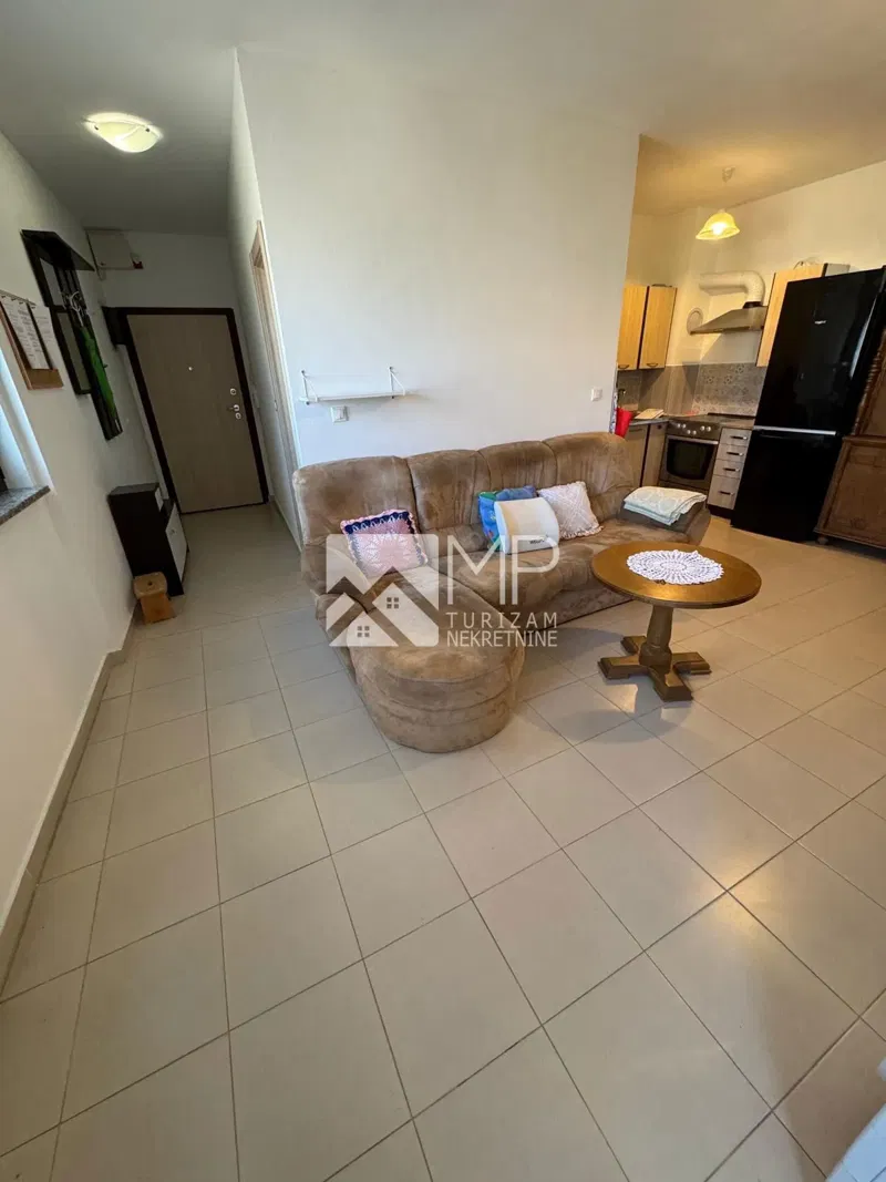 FURNISHED TWO-STOREY APARTMENT IN THE HEART OF ŠIŠAN – LONG-TERM RENTAL – 3