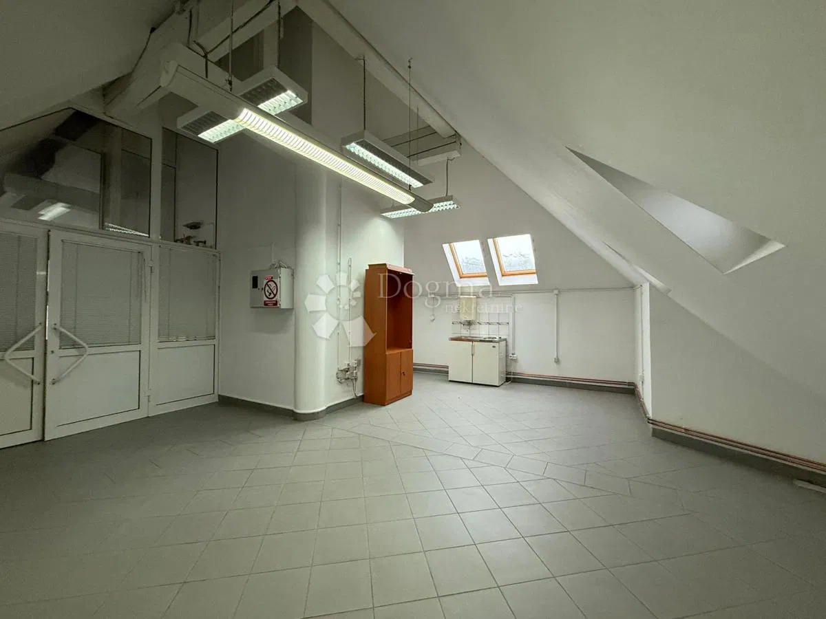 Geschäftsraum Centar, Čakovec, 43,31m2