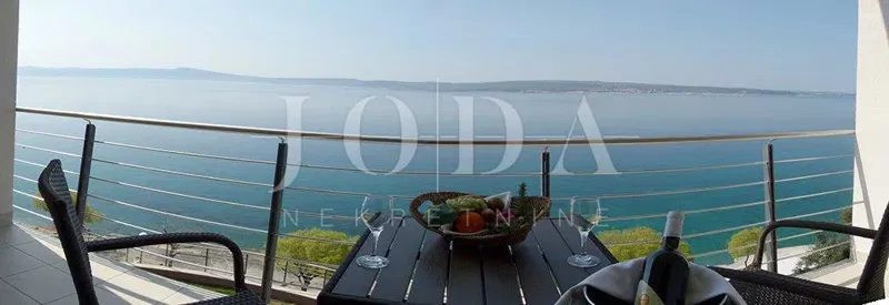 Hotel for sale, first row to the sea – 3