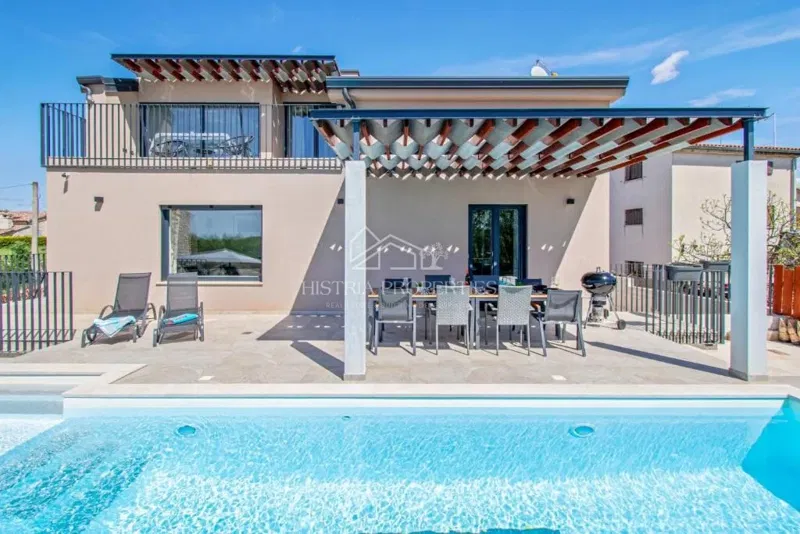 A calming location surrounded by greenery and a new, fully equipped house with a swimming pool – 2