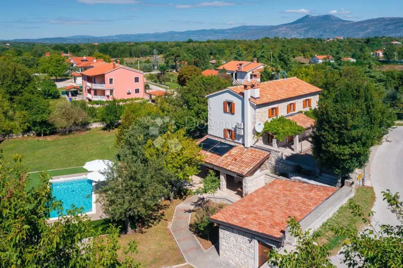 House Labin, 204m2 – 2