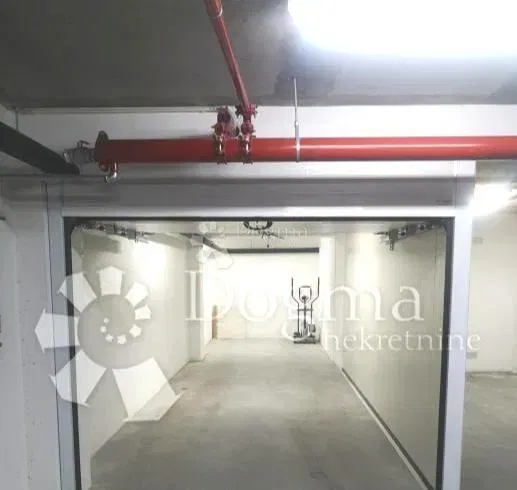 Garaż Ferenščica, Peščenica - Žitnjak, 27,48m2 – 2