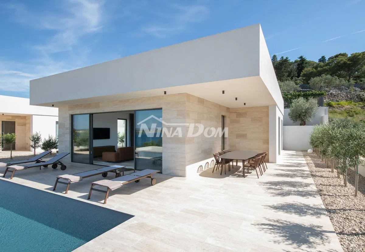 Otok Pašman luksuzna villa prodaja