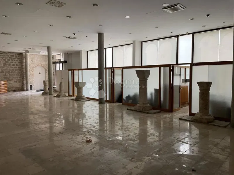 Коммерческая Poluotok, Zadar, 328,38m2