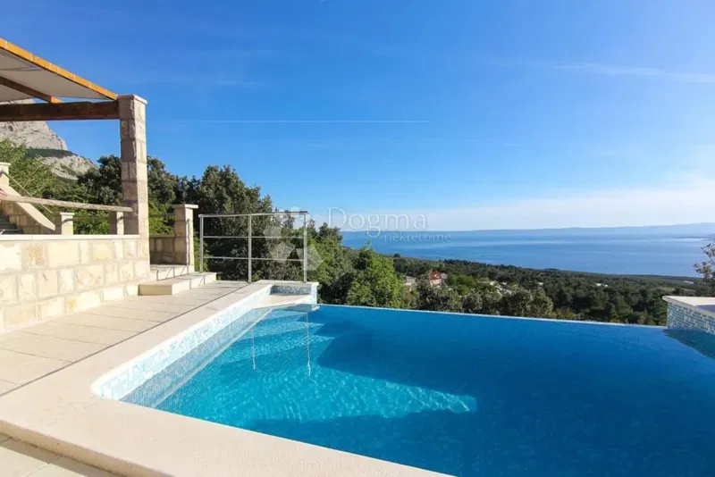 Дом Bast, Baška Voda, 130m2