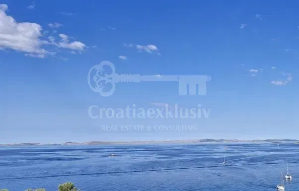 Murter i pogled na Kornate