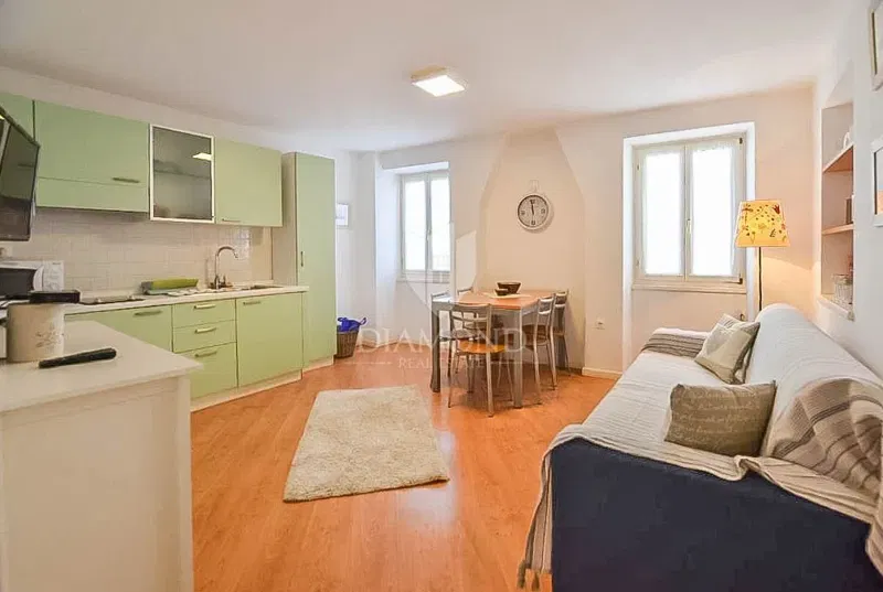 Rovigno! Centro! Appartamento con vista mare! – 2