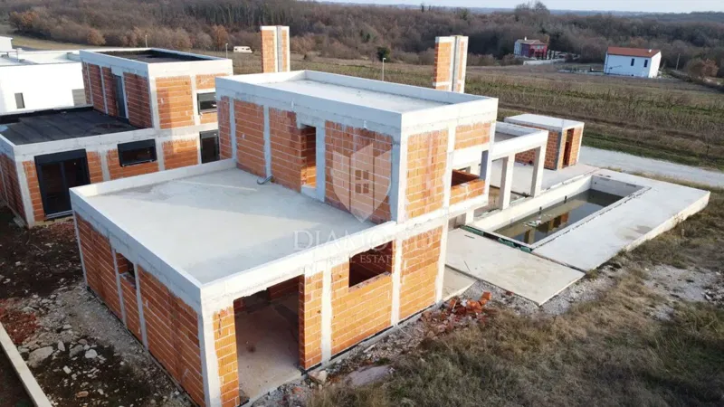 Sveti Lovreč, Fantastica villa architettonica, ROH-BAU – 3