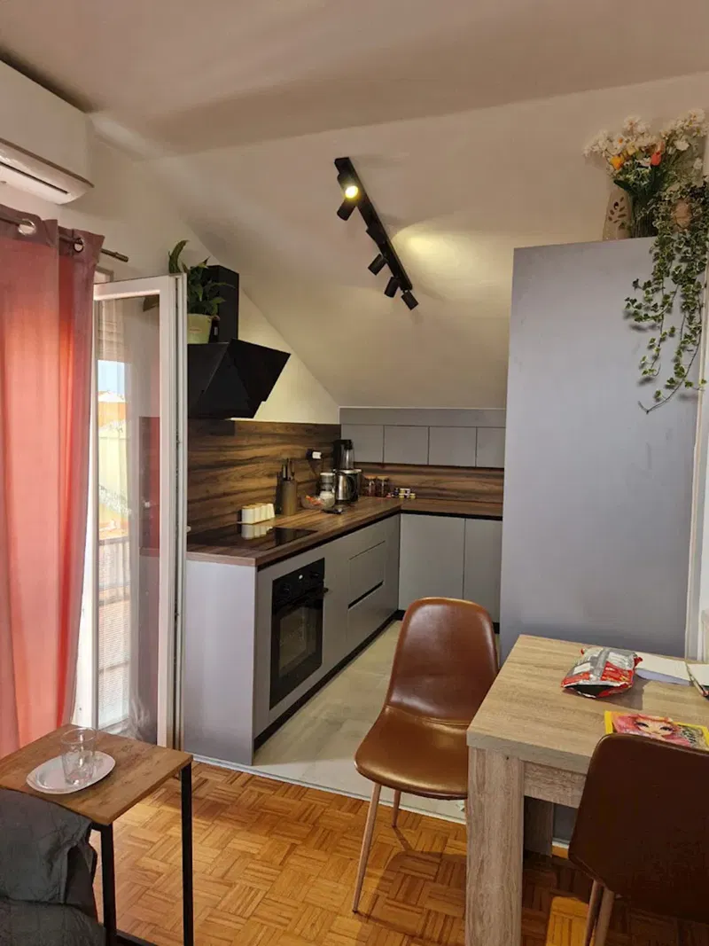 Wohnung in Poreč im Zentrum, 3. Stock, Meerblick, 52 m² (SP-420)