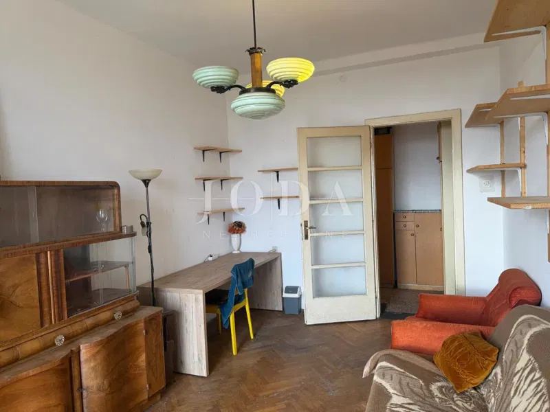Flat Stari Grad, Rijeka, 62m2 – 3