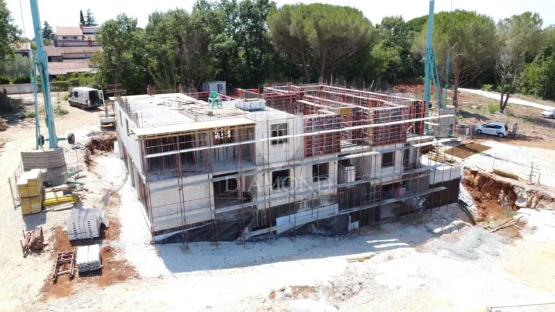 Poreč, Appartamento Attraente in una Nuova Costruzione Esclusiva – 2
