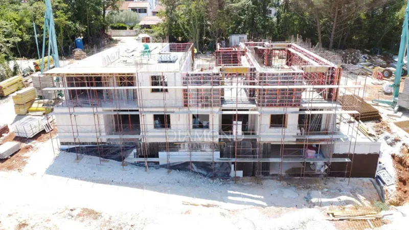 Poreč, Appartamento Attraente in una Nuova Costruzione Esclusiva – 3