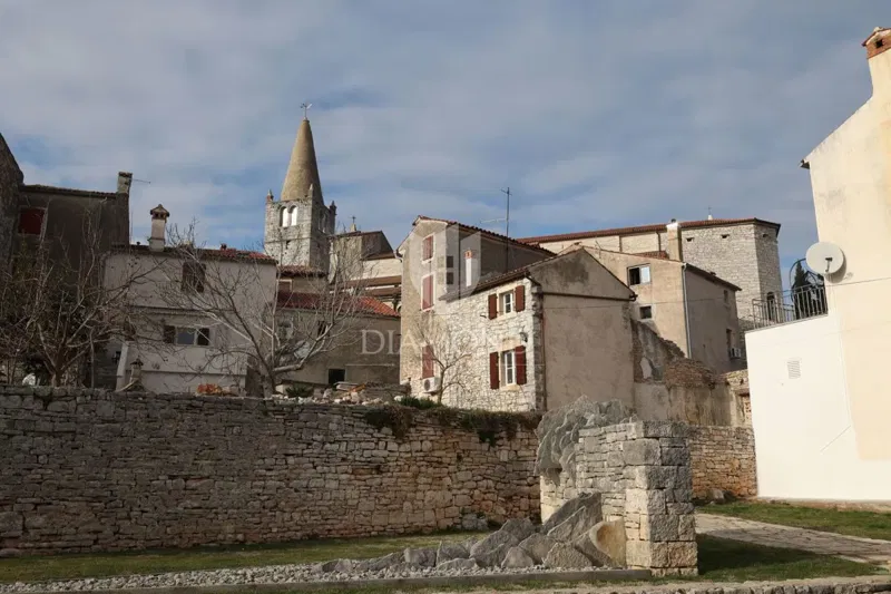 Bale, stone house in the historic old town – 2