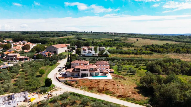 ISTRA, KAŠTELIR - Fascinantna kamena vila s panoramskim pogledom na more – 3