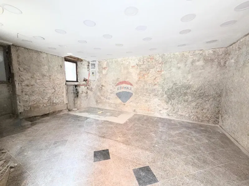 Rovinj stari grad - Poslovni prostor u pješačkoj zoni