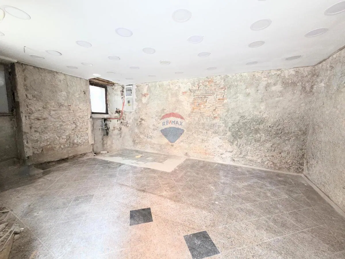 Rovinj stari grad - Poslovni prostor u pješačkoj zoni