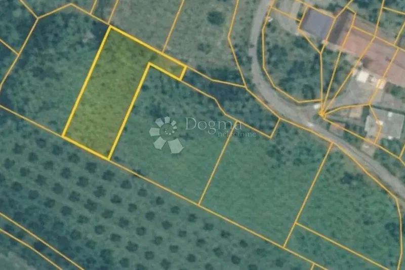 Építési telek Sutivanac, Barban, 1.045m2 – 2