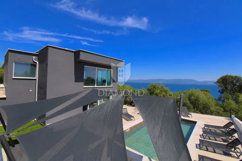 Rabac, Labin – Villa in posizione privilegiata con vista mare – 2