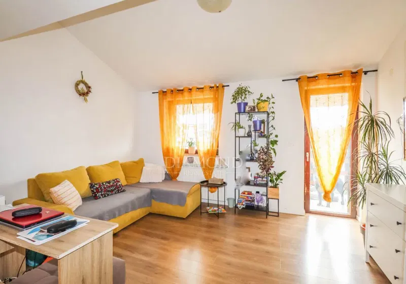 OPPORTUNITY! ROVINJ! 3 APARTMENTS, GARDEN, PARKING!!! – 2