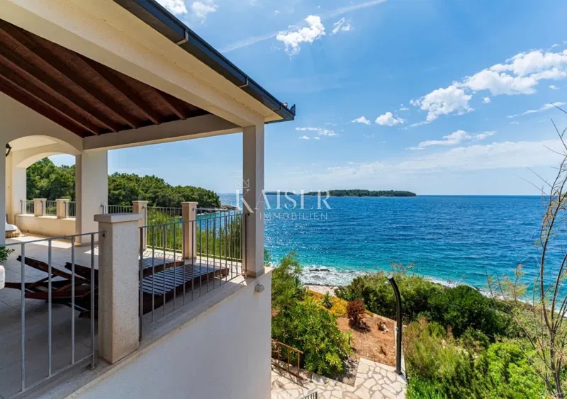 Beautiful And Stunning Seafront Villa- Island of Korčula – 2