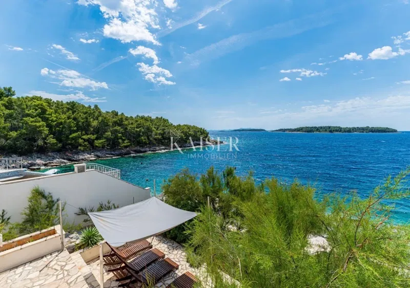 Beautiful And Stunning Seafront Villa- Island of Korčula – 3