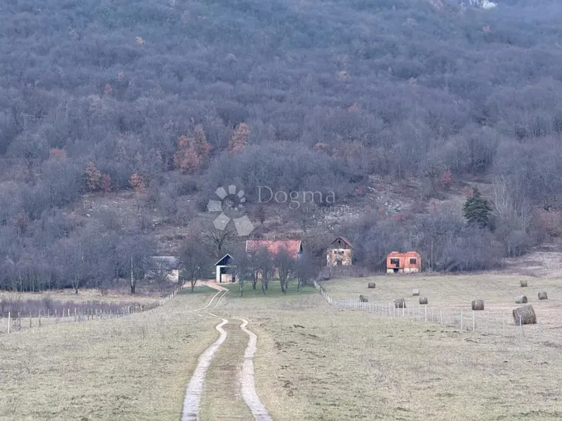 Дом Škare, Otočac, 70m2 – 2